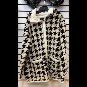 Vine & Love Black and White Teddy Jacket